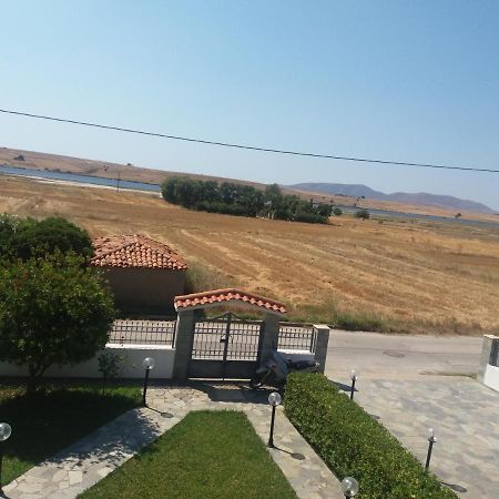 Irini'S Appartment Nea Koutali Экстерьер фото