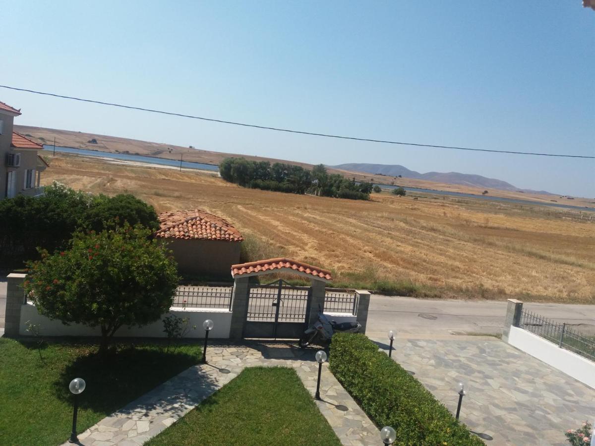 Irini'S Appartment Nea Koutali Экстерьер фото
